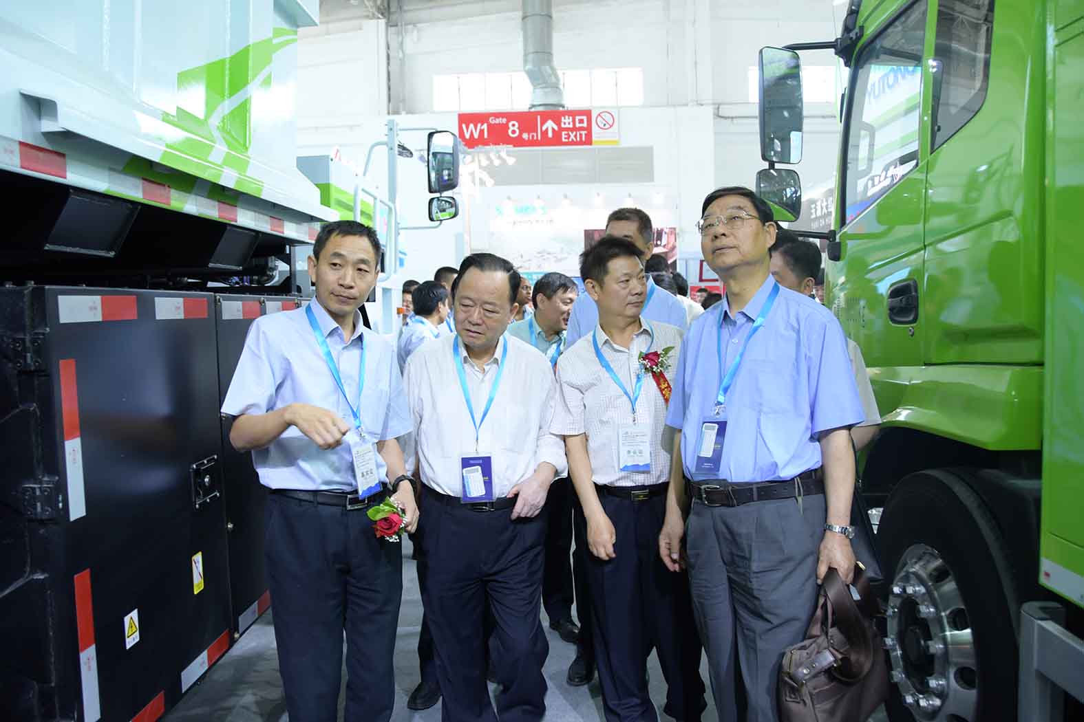 引领未来▲3499拉斯维加斯纯电动矿用车闪耀2019CIME展会