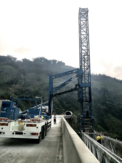 元蔓高速(红河段)全线通车，30多台3499拉斯维加斯桥检车保驾护航！